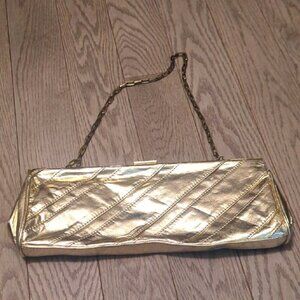 Aldo Fancy Gold Cluth With Chain - Good Condition